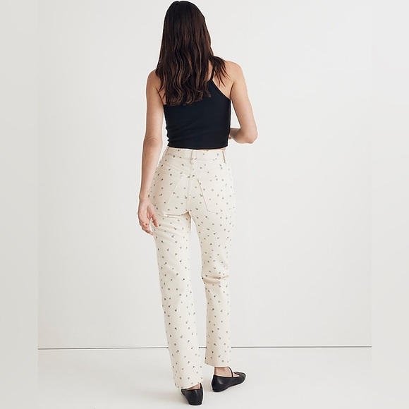 Madewell The '90s Straight Jean in Daisy Drizzle - Picture 2 of 9